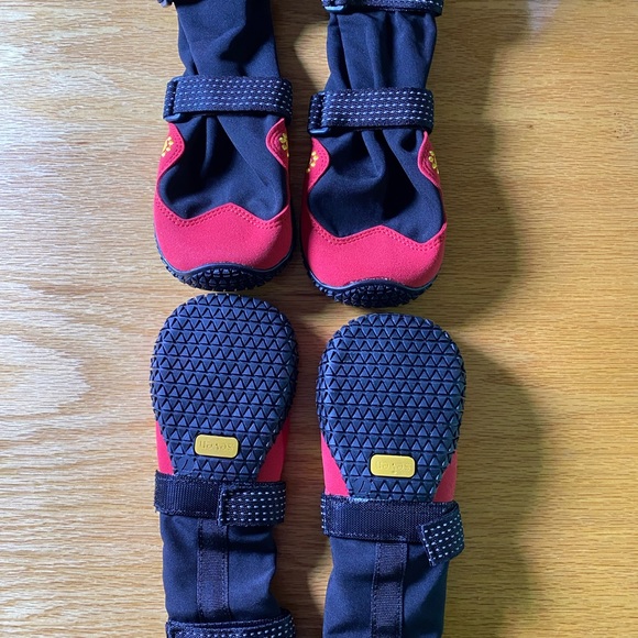 Anti-Slip Dog Snow Boots Waterproof Dog Shoes, Large, strap closure rubber sole - Picture 2 of 2